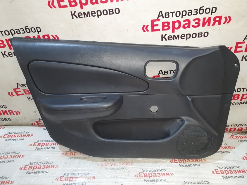 Обшивка двери Nissan Ad VEY11 YD22DD 1999 передняя левая