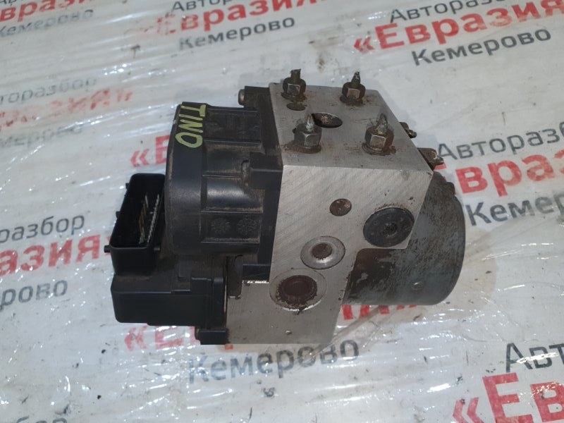 Блок abs Nissan Tino HV10 SR20DE 2000