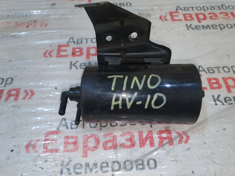 Абсорбер топливных паров Nissan Tino HV10 SR20DE 2000