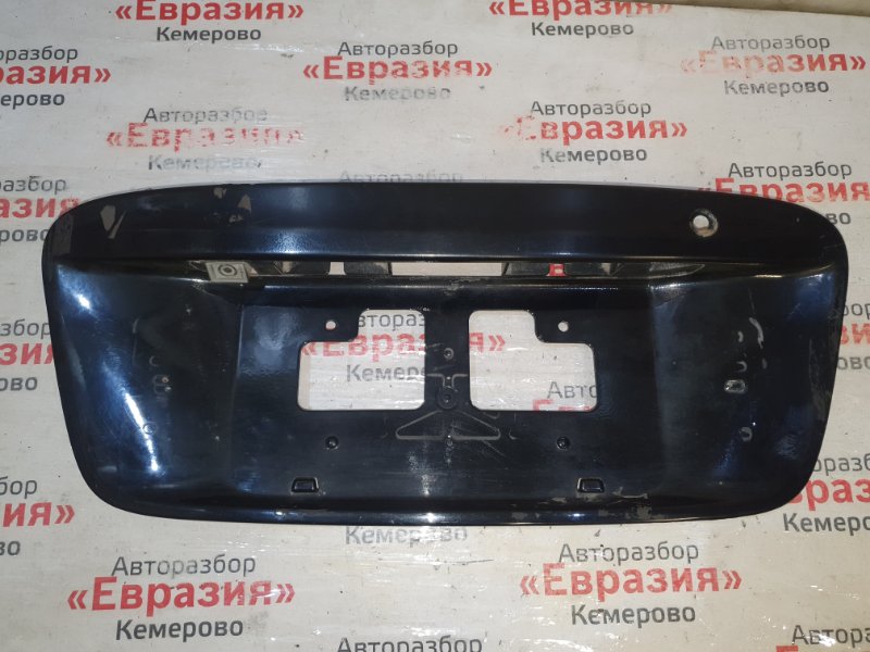 Накладка багажника Nissan Tino HV10 SR20DE 2000