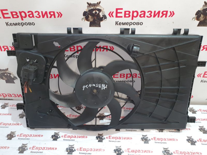 Вентилятор охлаждения радиатора Opel Insignia 0G A18XER 2012