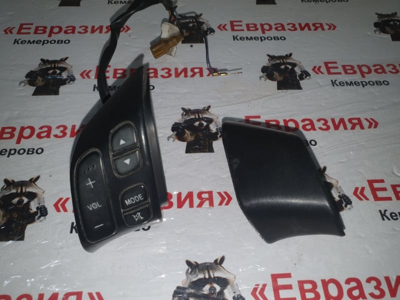Кнопки руля Mazda Mazda3 BK Z6 2008 (б/у)