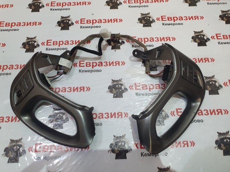 Кнопки руля Hyundai ix35 LM G4KD 2010 (б/у)