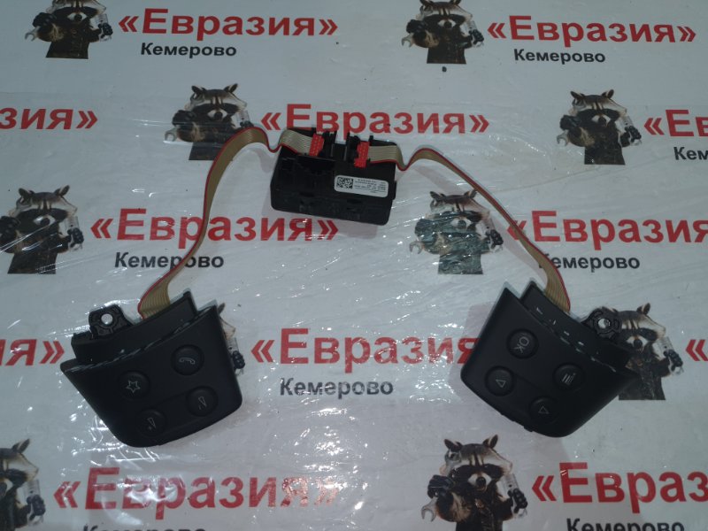 Кнопки руля Volkswagen Passat 3C2 BLR 2009 (б/у)