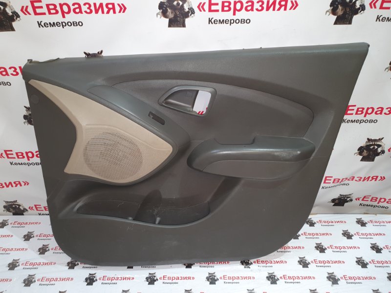 Обшивка двери Hyundai ix35 LM G4KD 2011 передняя правая (б/у)