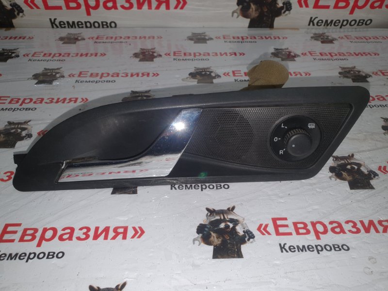 Ручка двери внутренняя Skoda Octavia 1Z3 BGU 2012 передняя левая (б/у)