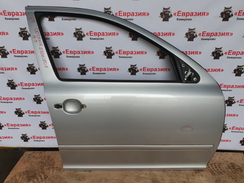 Дверь боковая Skoda Octavia 1Z3 BGU 2012 передняя правая (б/у)
