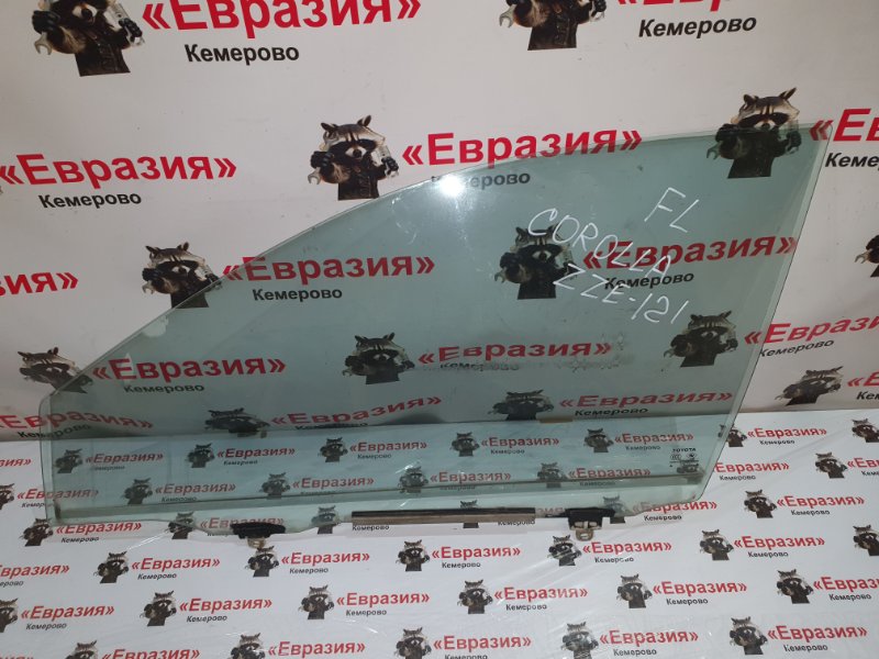 Стекло боковое Toyota Corolla ZZE121 3ZZFE 2006 переднее левое (б/у)
