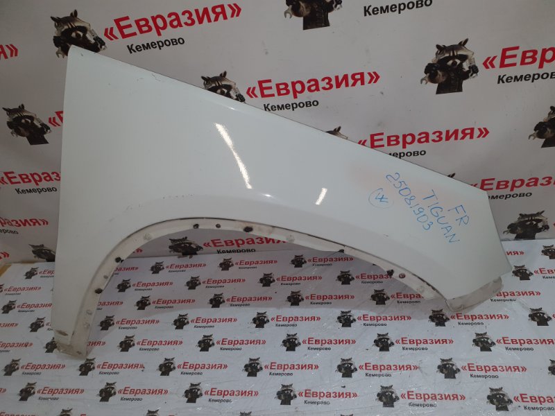 Крыло Volkswagen Tiguan 5N1 CAWA 2010 переднее правое (б/у)
