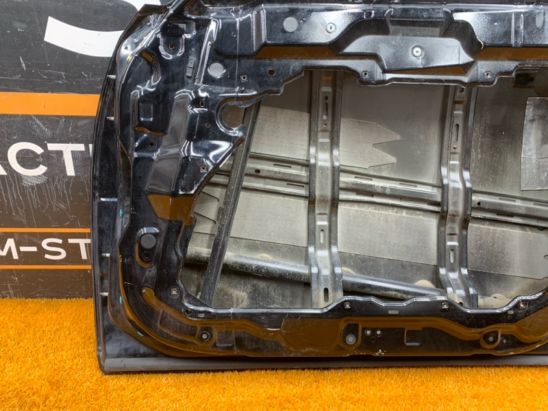 Дверь передняя правая FX35 S50 VQ35DE