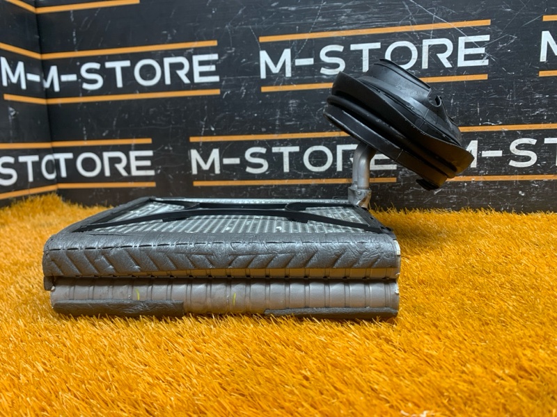 Испаритель кондиционера 2-Series 2015 F45 B47C20A Испаритель кондиционера 2-Series 2015 F45 B47C20A