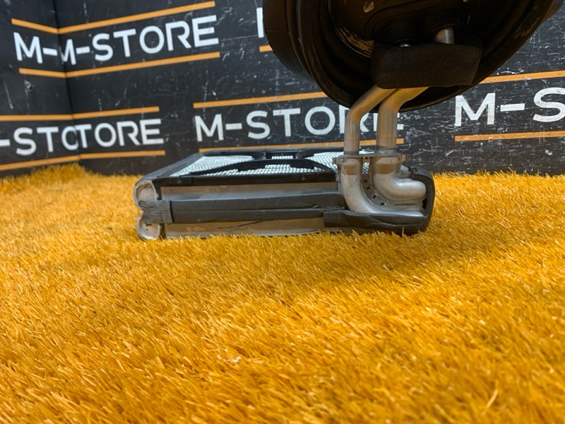 Испаритель кондиционера 2-Series 2015 F45 B47C20A Испаритель кондиционера 2-Series 2015 F45 B47C20A