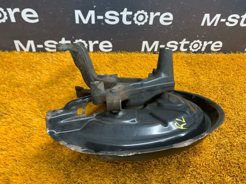 Ступица задняя левая Jetta 2006 1K BVY