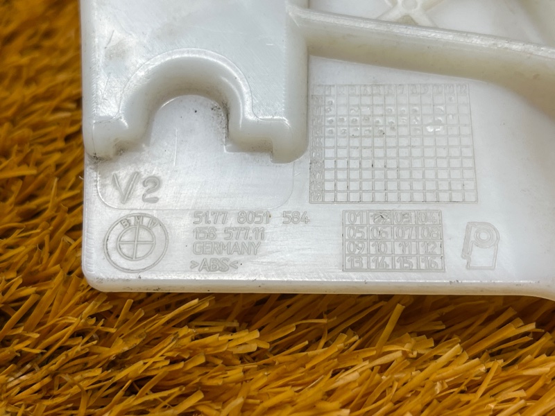 Кронштейн порога правый 1-Series 2014 F20 N13B16A