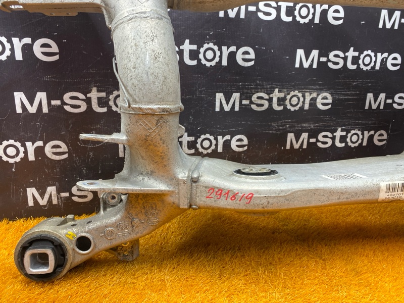 Балка поперечная (подрамник) задняя 5-Series 2004 E60 M54B25 (256S5) Балка поперечная (подрамник) задняя 5-Series 2004 E60 M54B25 (256S5)