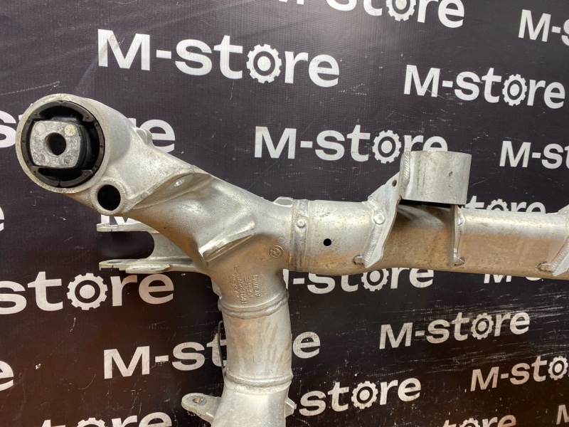 Балка поперечная (подрамник) задняя 5-Series 2004 E60 M54B25 (256S5) Балка поперечная (подрамник) задняя 5-Series 2004 E60 M54B25 (256S5)