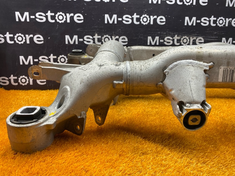 Балка поперечная (подрамник) задняя 5-Series 2004 E60 M54B25 (256S5) Балка поперечная (подрамник) задняя 5-Series 2004 E60 M54B25 (256S5)