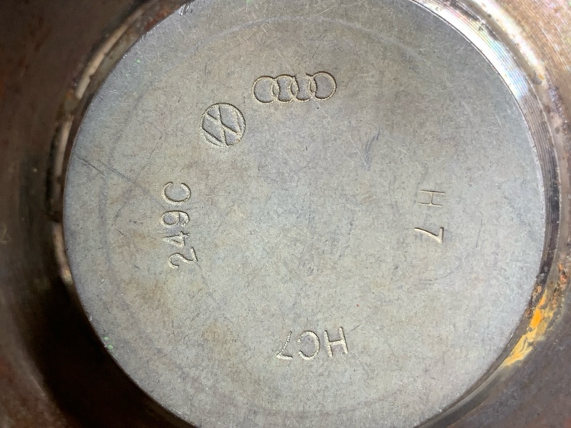 Ступица задняя правая A4 2008 B7/8E ALT