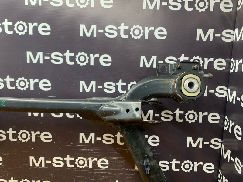 Балка поперечная (подрамник) задняя A4 2008 B7/8E ALT