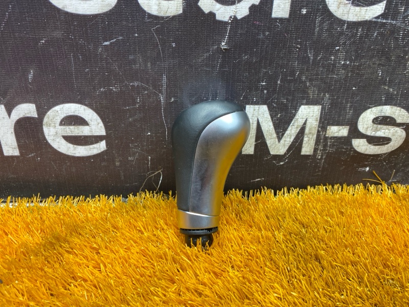 Ручка кпп C-Class 2010 W204 271.860