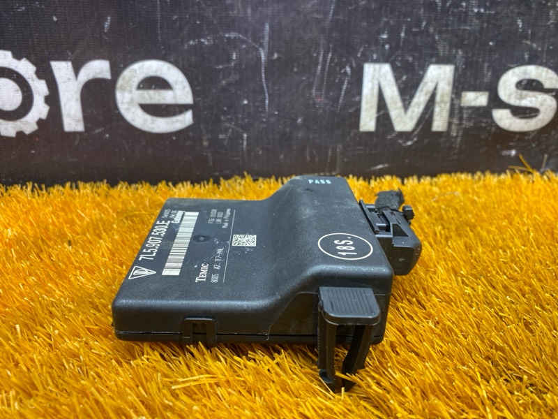 Блок комфорта Cayenne 2009 957 M4801