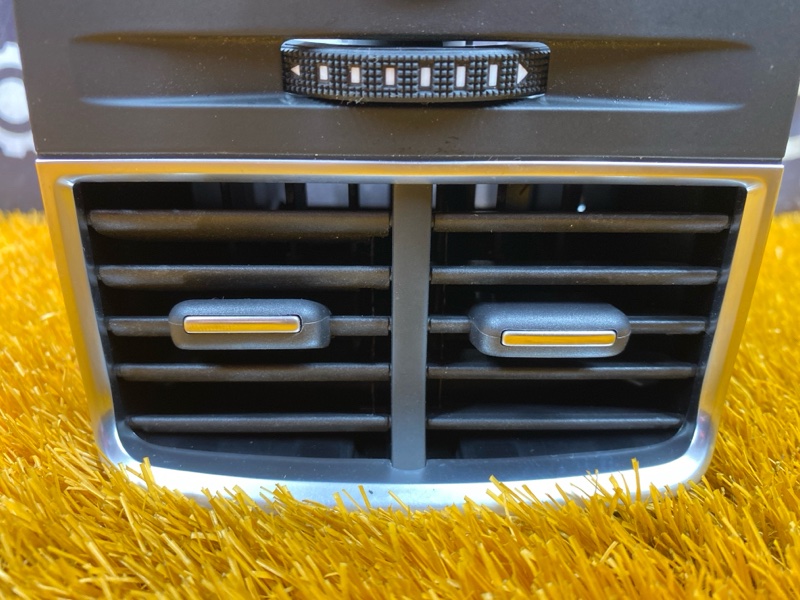 Дефлектор воздушный задний Audi A3 8V CXSA