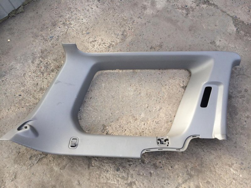 Накладка окна багажника левая Subaru Forester SG5 EJ202 94015SA020ND контрактная