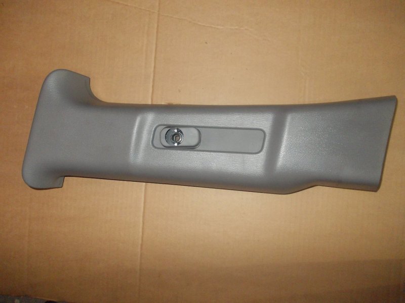 Накладка центральной стойки левая Subaru Forester SG5 94012-SA010 контрактная