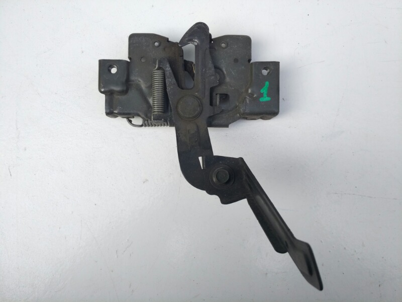 Замок капота Mazda Axela BK Замок капота Mazda Axela BK