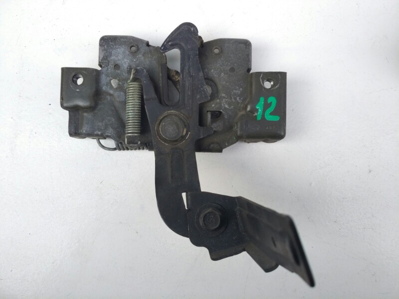 Замок капота Mazda Axela BK Замок капота Mazda Axela BK