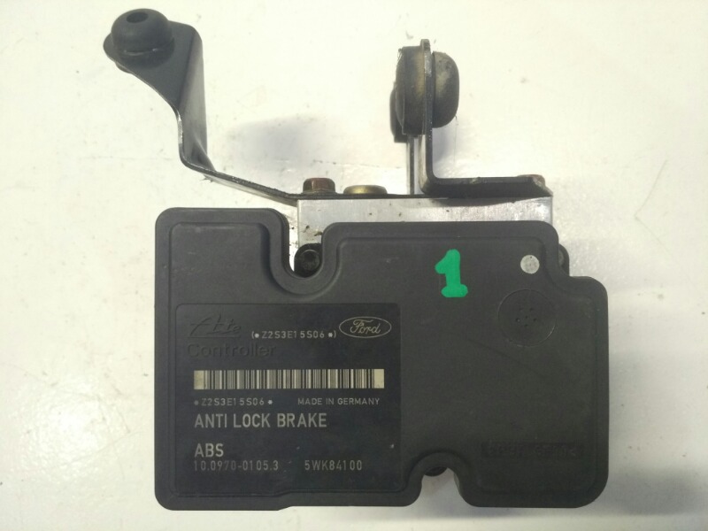 Блок abs Mazda Axela BK3P Блок abs Mazda Axela BK3P