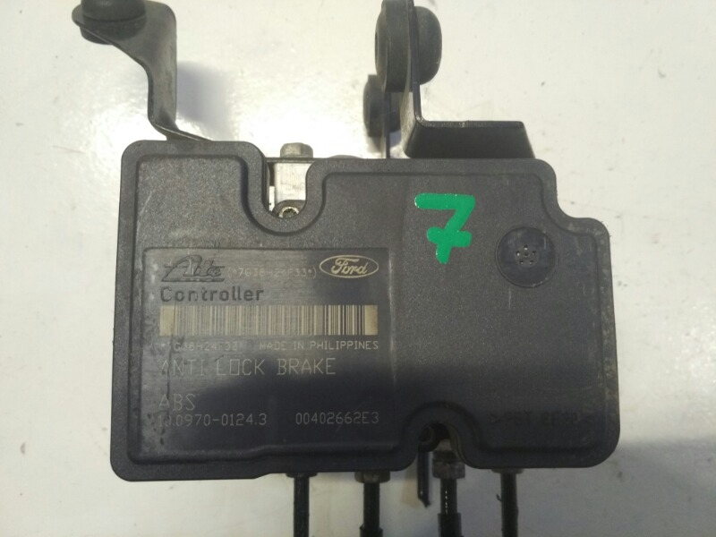 Блок abs Mazda Axela BK3P Блок abs Mazda Axela BK3P