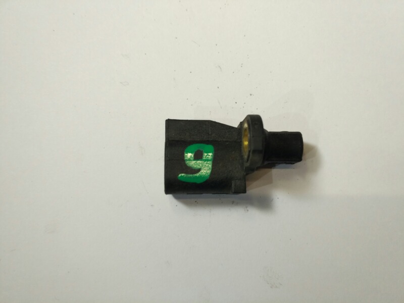 Датчик ABS задний Mazda Axela CR BP4K43711A контрактная