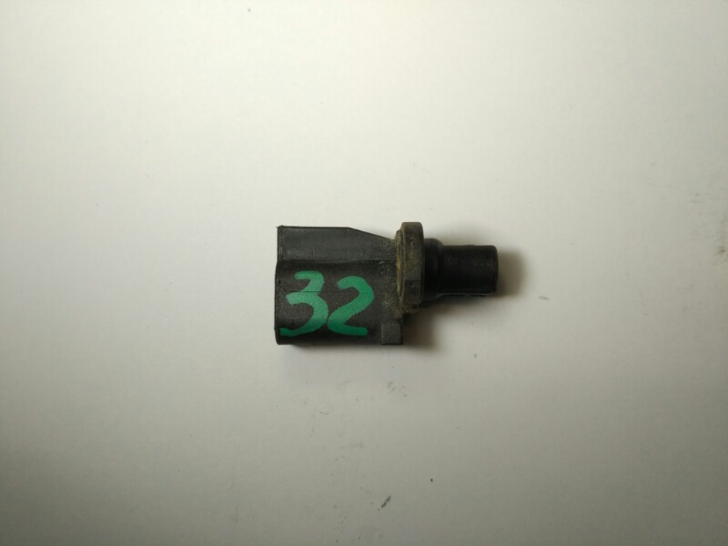 Датчик ABS задний Mazda Axela CR BP4K43711A контрактная