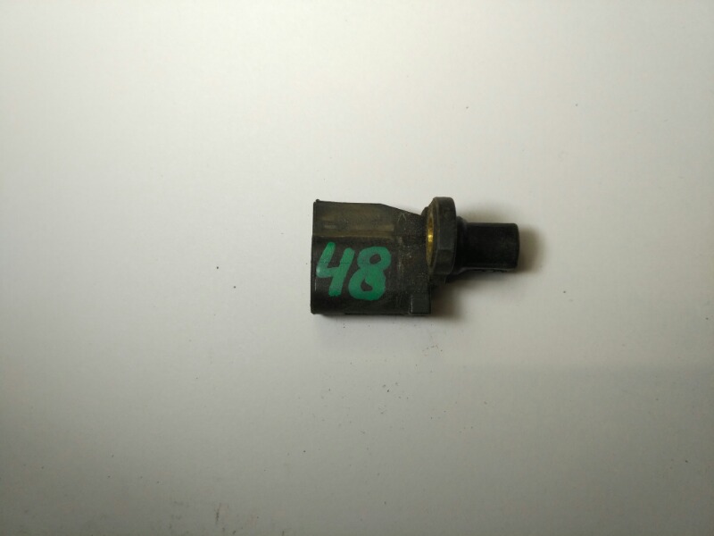 Запчасть датчик abs задний Mazda Axela CR BP4K43711A контрактная Датчик ABS задний Mazda Axela CR BP4K43711A контрактная