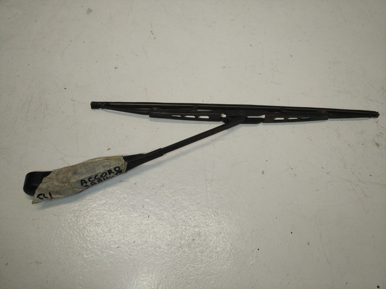 Поводок стеклоочистителя задний Honda Accord GH-CF3 76722-S0A-921 контрактная