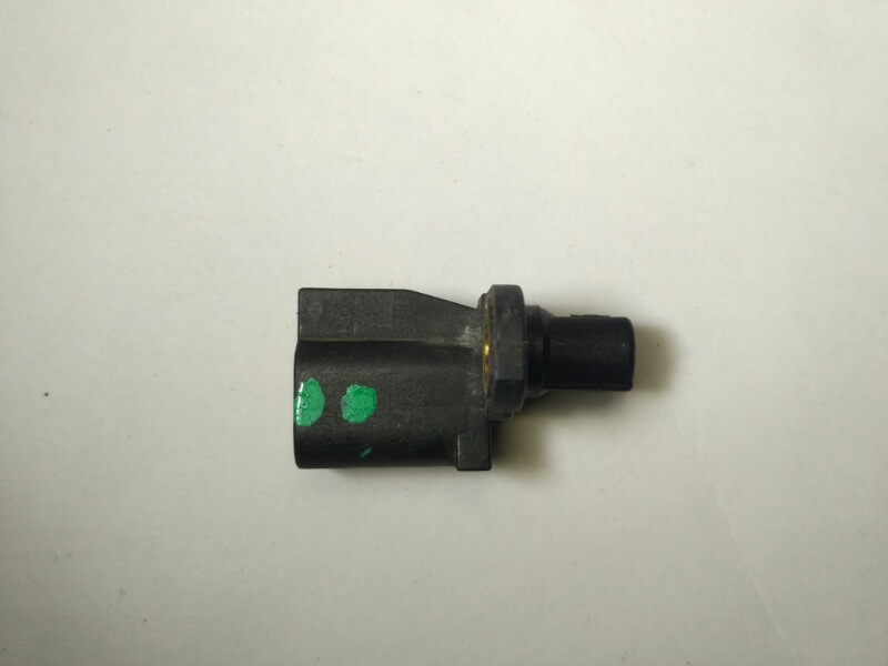 Датчик ABS задний Mazda Axela CR BP4K43711A контрактная