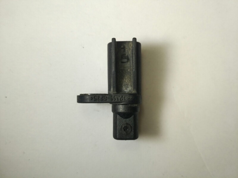 Датчик ABS задний Mazda Axela CR