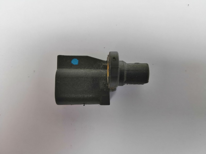 Запчасть датчик abs задний Mazda Axela BK BP4K43711A контрактная Датчик ABS задний Mazda Axela BK BP4K43711A контрактная
