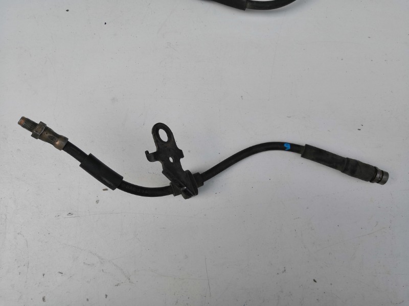 Шланг тормозной задний Mazda Mazda3 BK BP4L43980E контрактная