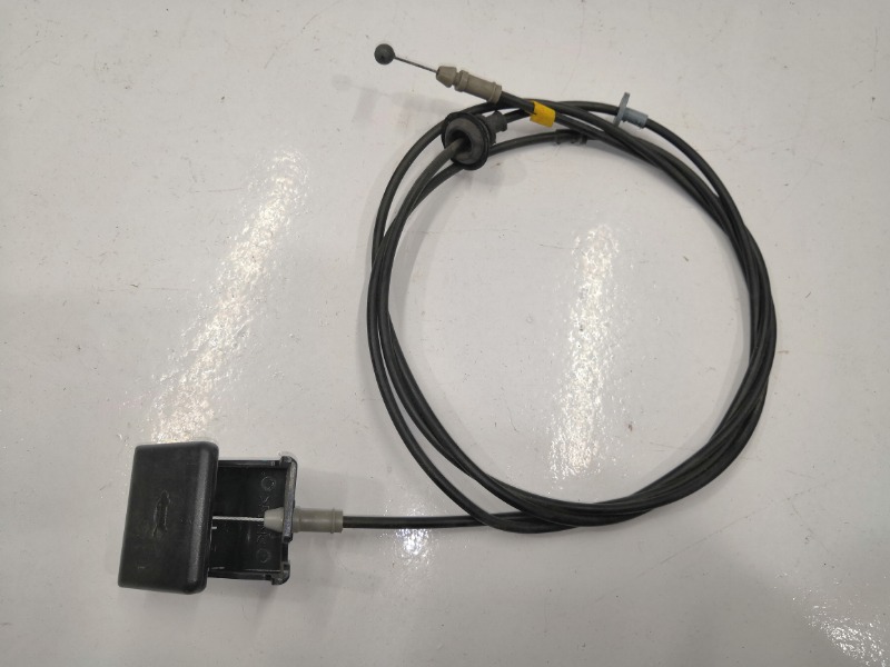 Трос капота Mazda Axela BK3P Трос капота Mazda Axela BK3P