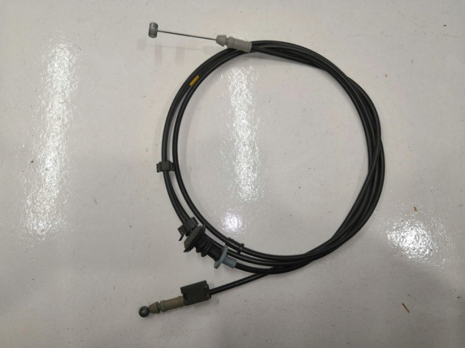 Трос капота Mazda Axela BK3P Трос капота Mazda Axela BK3P