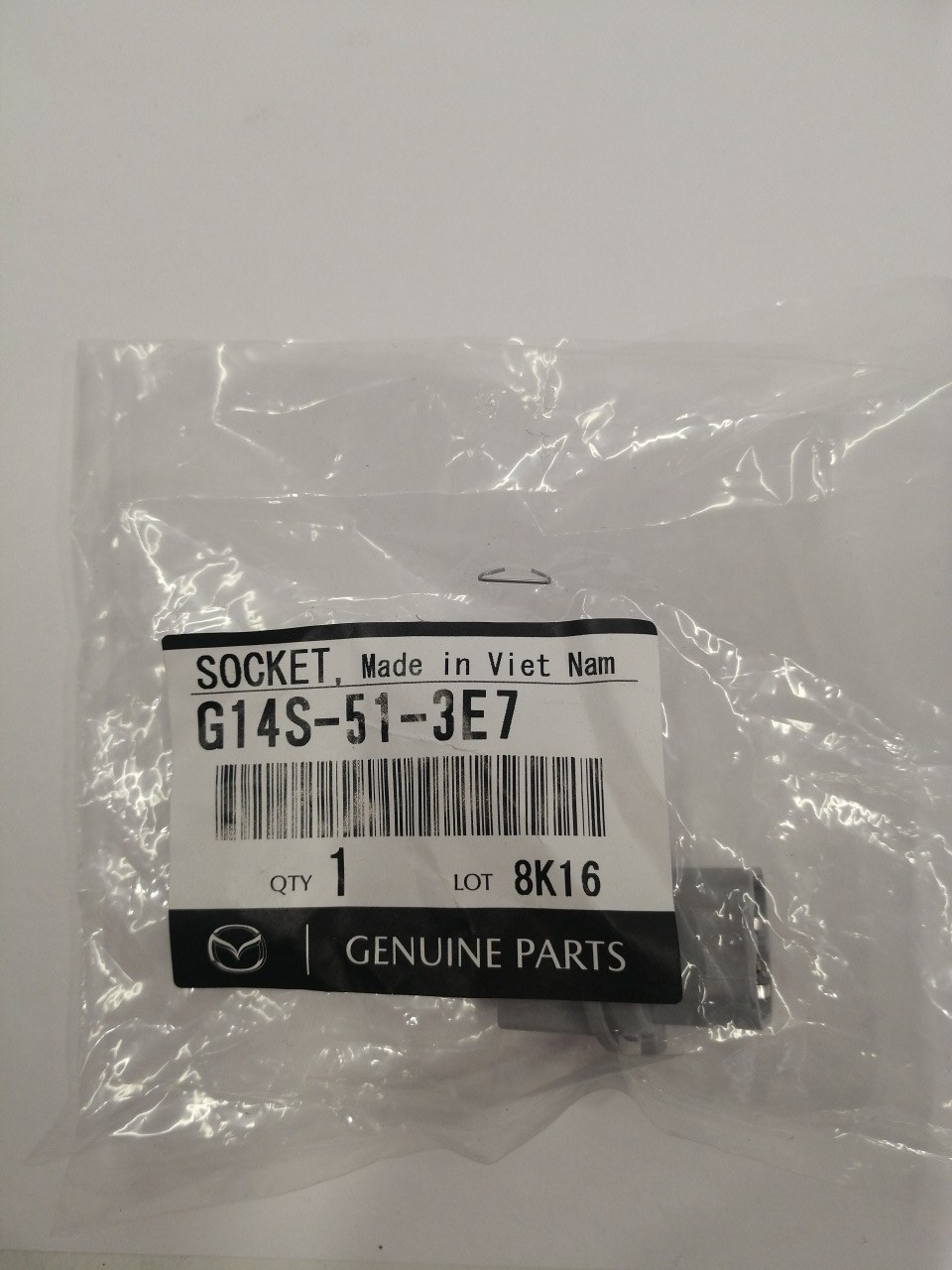 Патрон лампочки стоп-сигнала Axela BK3P Патрон лампочки стоп-сигнала Axela BK3P