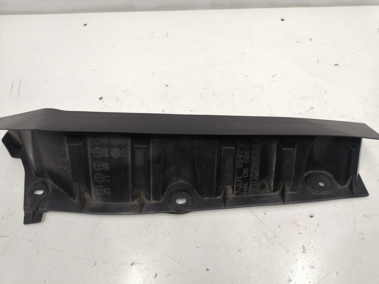 Накладка трапеции дворников Mazda Atenza 2008-2012 GH GS8s507p1 контрактная