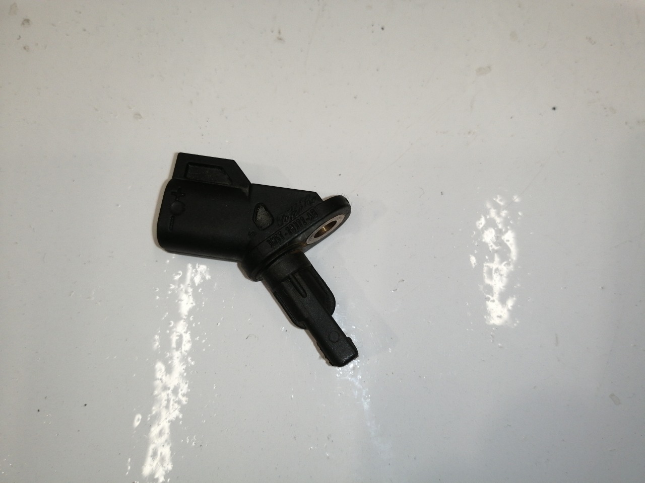 Запчасть датчик abs передний Mazda Axela CR 3M5T2B372AB контрактная Датчик ABS передний Mazda Axela CR 3M5T2B372AB контрактная