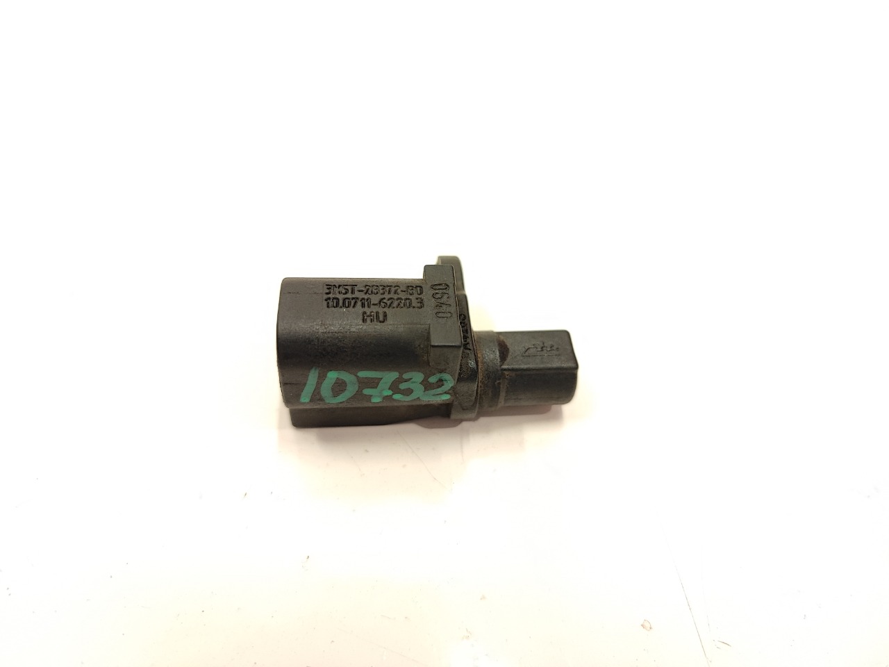 Датчик ABS задний Mazda Axela BK BP4K43711A контрактная