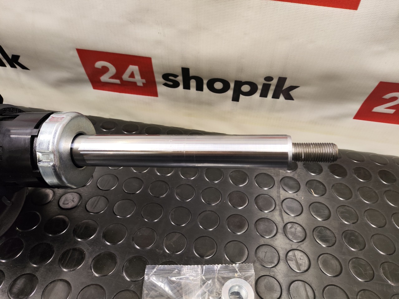 Амортизатор передний Tiguan 5N1