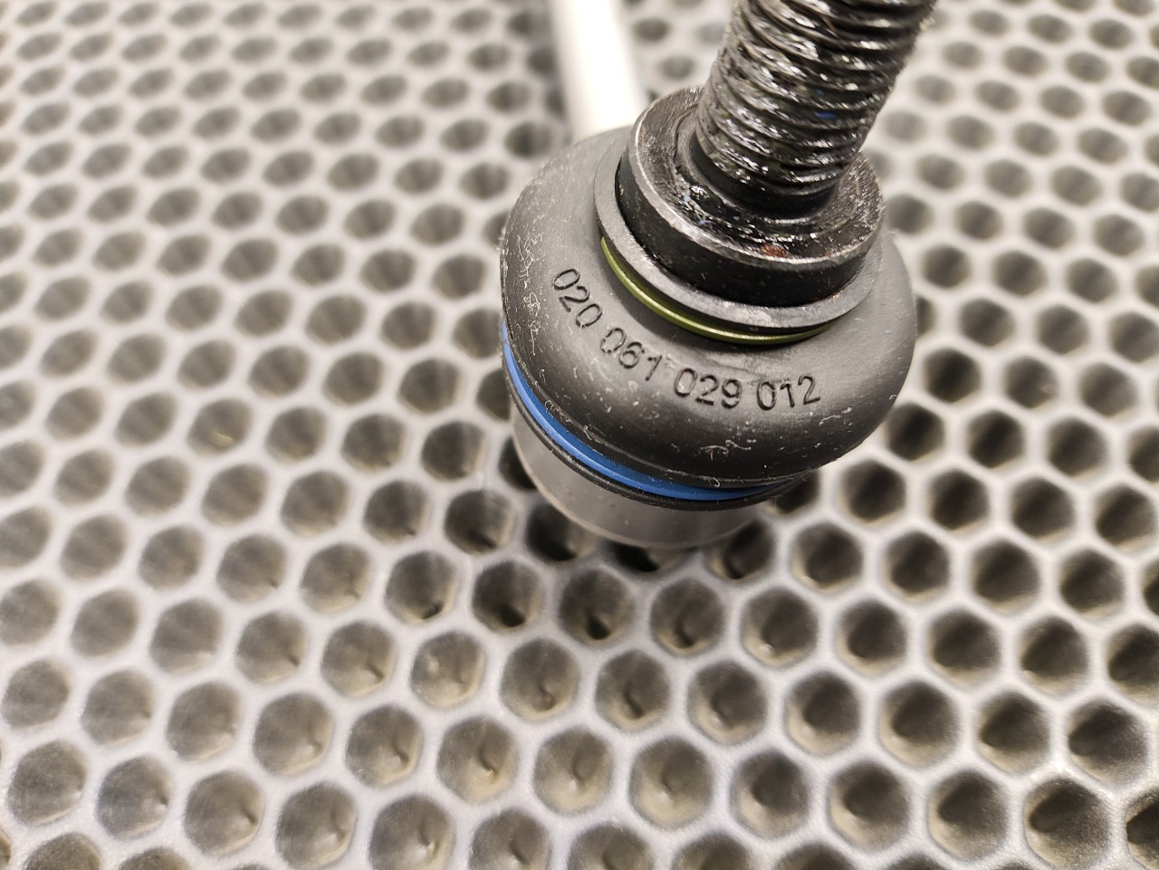 Стойка стабилизатора передняя Tiguan 5N1