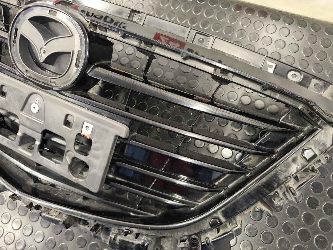 Решетка радиатора Mazda3 2013-2015 BM