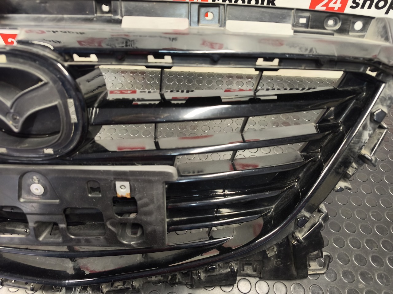 Решетка радиатора Mazda3 2013-2015 BM